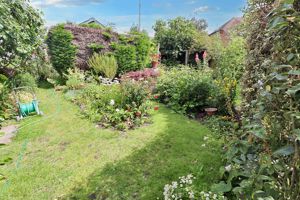 THORRINGTON ROAD- click for photo gallery